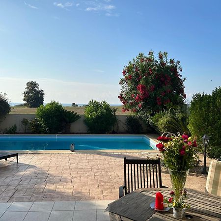 Budget Escape To The Seaside Larnaca Ngoại thất bức ảnh