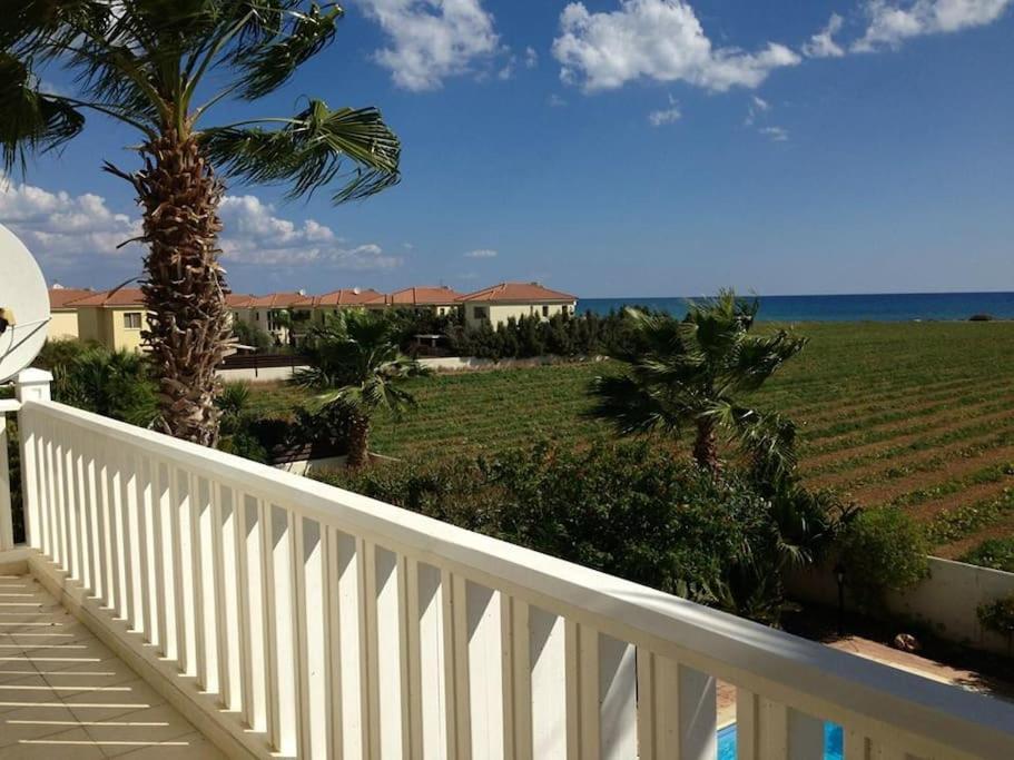Budget Escape To The Seaside Larnaca Ngoại thất bức ảnh