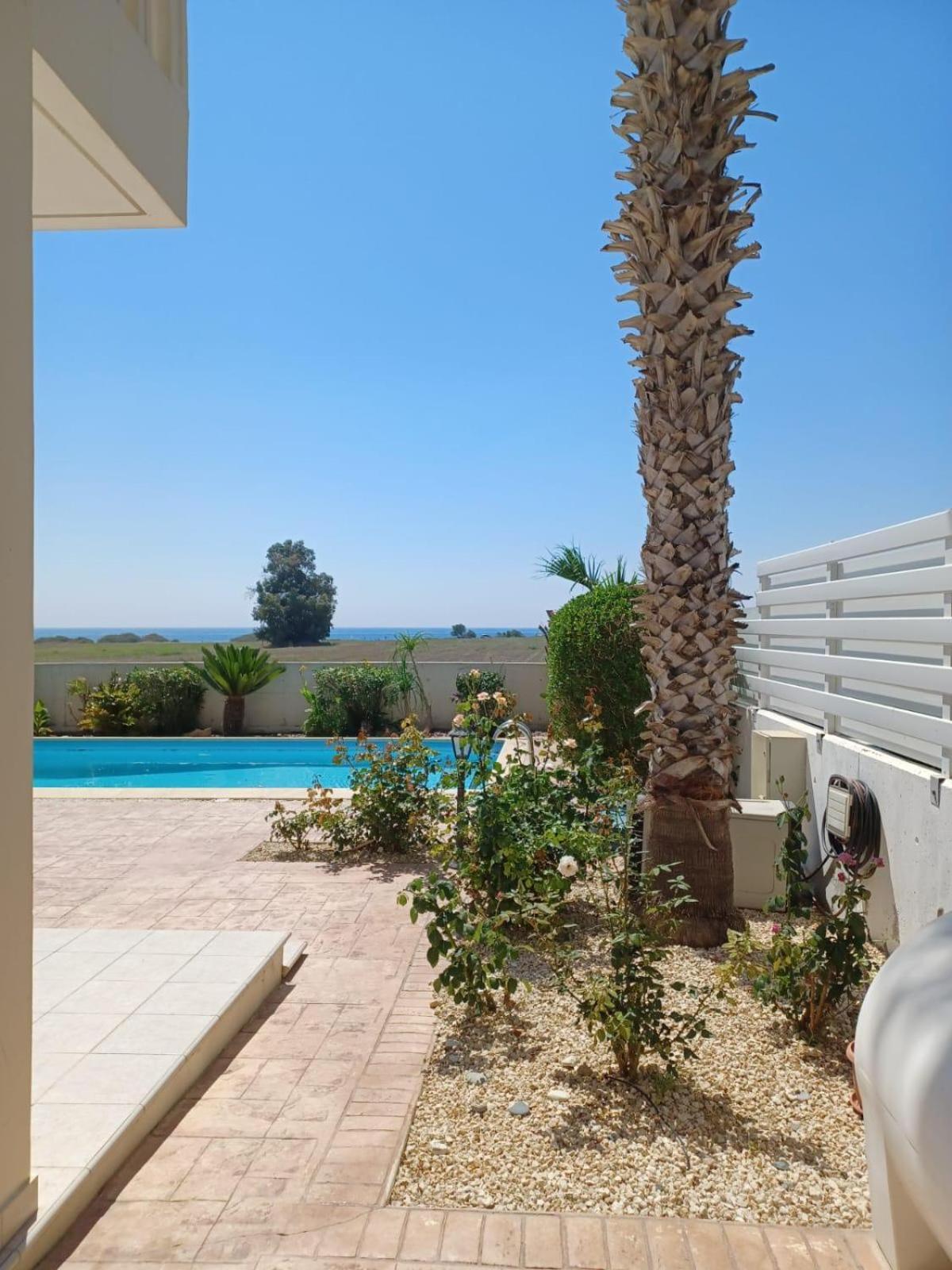 Budget Escape To The Seaside Larnaca Ngoại thất bức ảnh